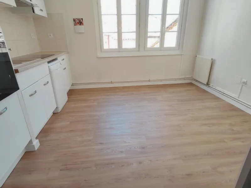 Parquet posé sur plancher ancien dans un appartement de Montauban
